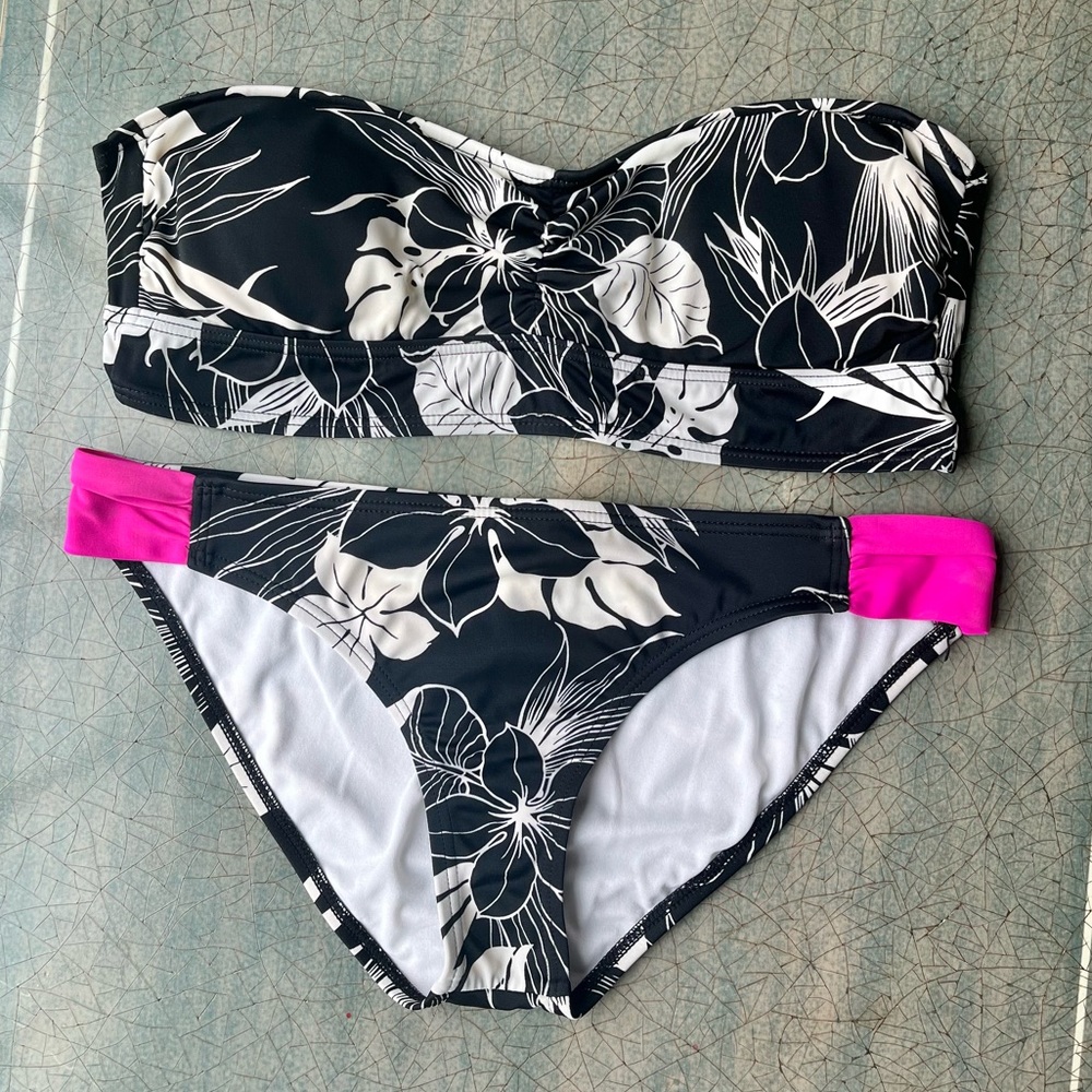 Hurley Bikini Set Size Large